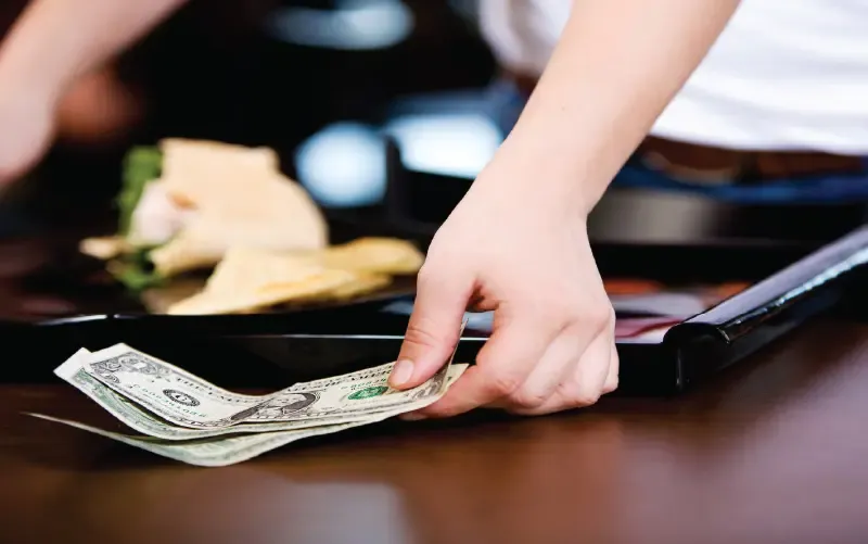 tipping-in-costa-rica what to expect